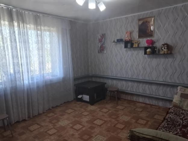 Купить часть дома в Омской области. Вариант № 2180340, 1, площадь - квм, цена 3000000 рублей