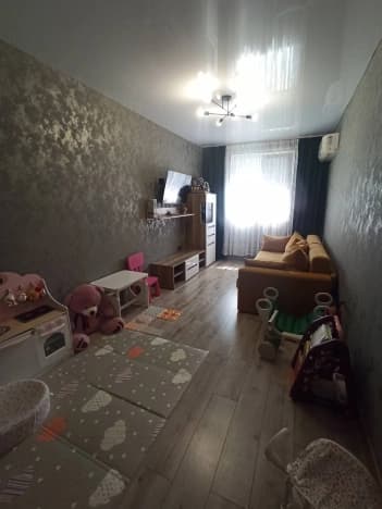 Купить четырехкомнатную квартиру с ремонтом на вторичке в районе Приморский в Новороссийске. Вариант № 2288261, 1, площадь - квм, цена 8500000 рублей