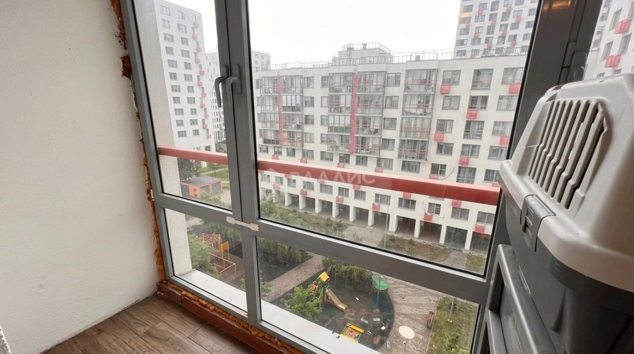 Photo 9