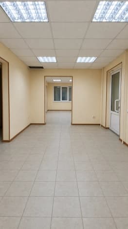 Купить квартиру на 1 этаже на вторичке в Новотроицке. Вариант № 2370853, 1, площадь - квм, цена 4500000 рублей