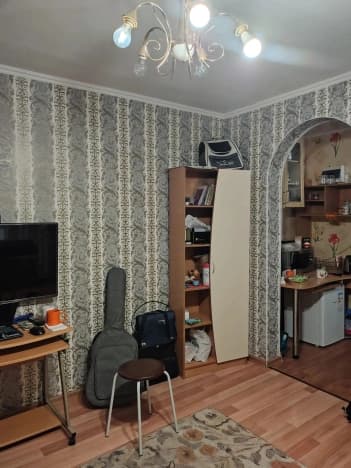 Купить студию с ремонтом на улице Дивногорская в Новосибирске. Вариант № 2413249, 1, площадь - квм, цена 3000000 рублей