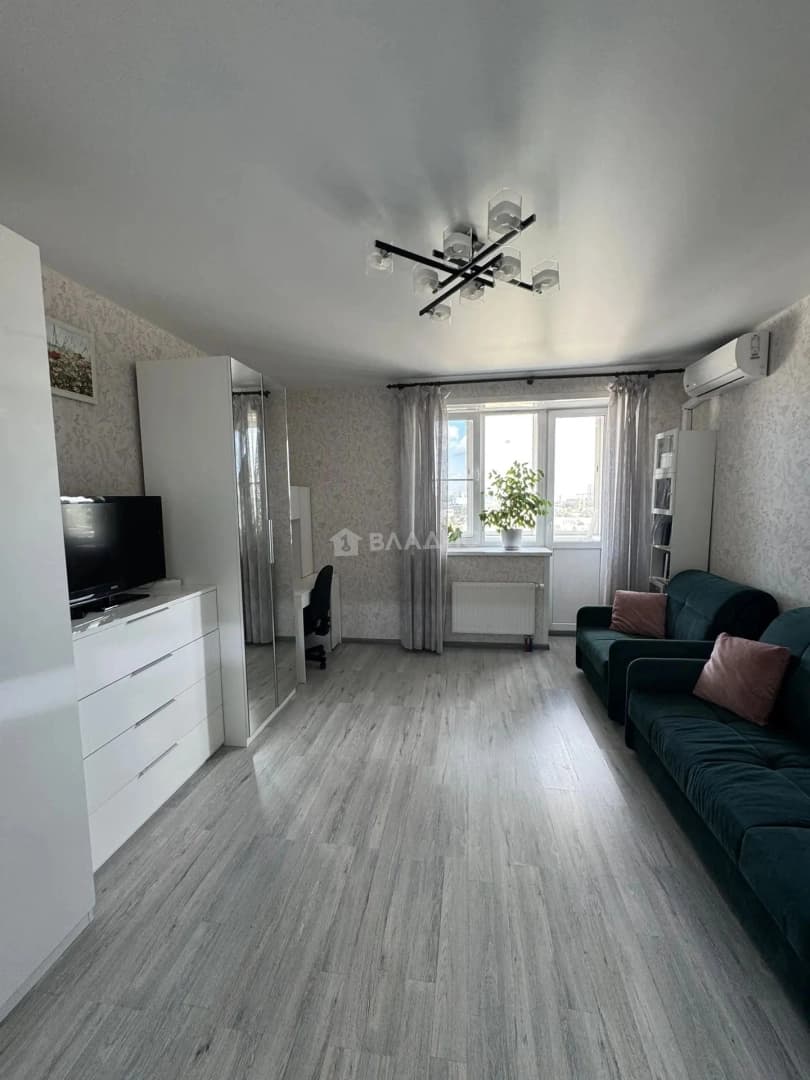 Photo 12