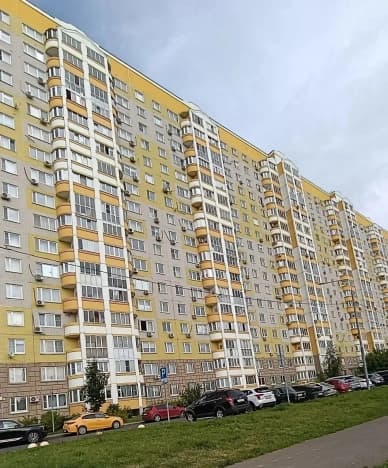 Купить трехкомнатную квартиру с ремонтом на улице Полярная в Москве. Вариант № 2284691, 0, площадь - квм, цена 15520000 рублей