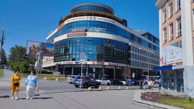 Снять коммерческую недвижимость в Омске. Вариант № 2200163, 0, площадь - квм, цена 56000 рублей