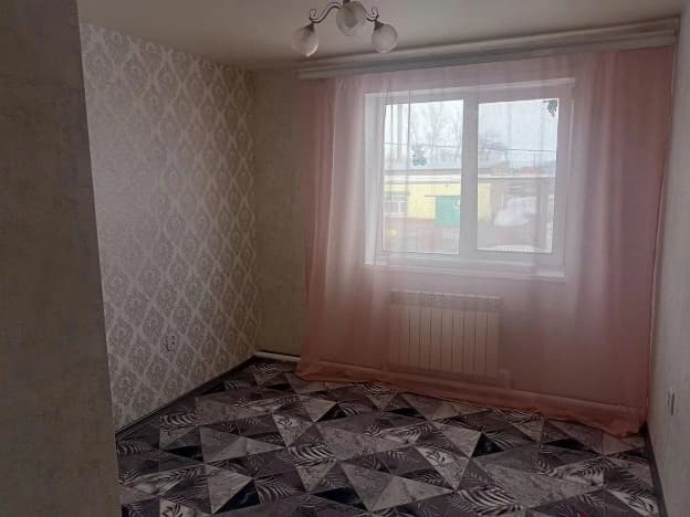 Купить квартиру до 2 млн в Тюменской области. Вариант № 2275599, 0, площадь - квм, цена 1000000 рублей