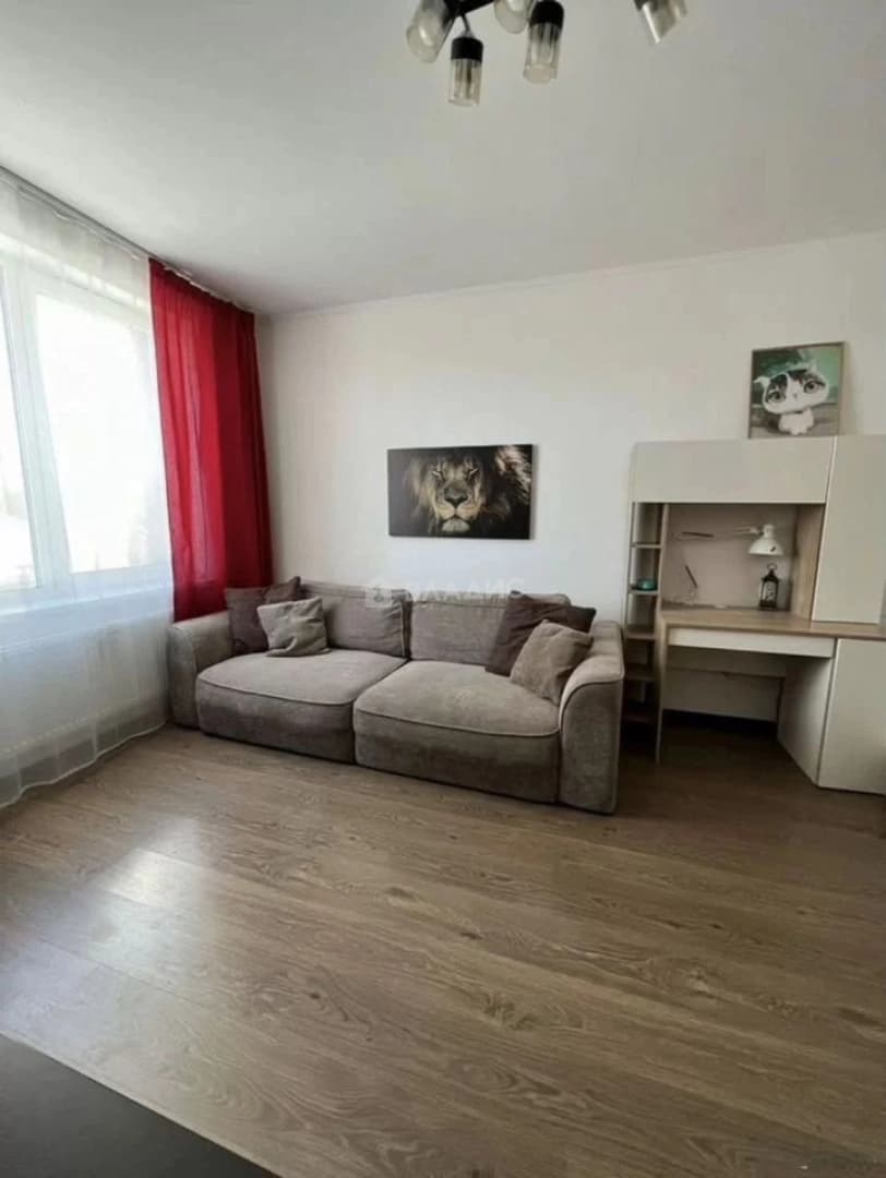 Photo 12