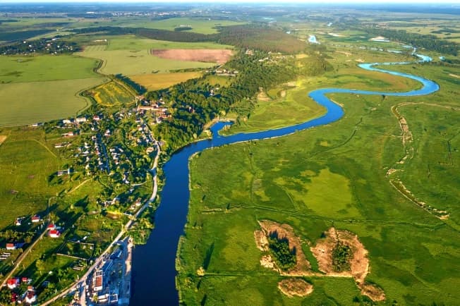 Купить земельный участок в Посёлоке Голубеве в Гурьевском Муниципальном Округе на улице Киевская , посёлок Голубево в Калининградской области. Вариант № 2260835, 0, площадь - квм, цена 1700000 рублей