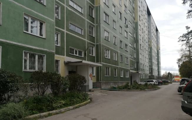 Купить трехкомнатную квартиру до 15 млн в Новосибирске. Вариант № 2240853, 0, площадь - квм, цена 6900000 рублей