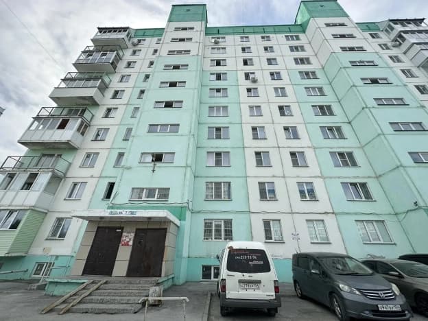 Купить трехкомнатную квартиру до 15 млн в Новосибирске. Вариант № 2241130, 0, площадь - квм, цена 7800000 рублей