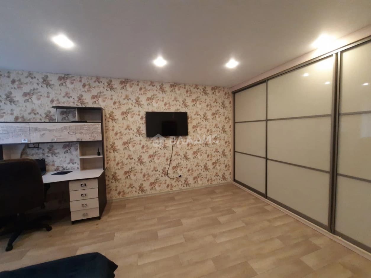 Photo 6