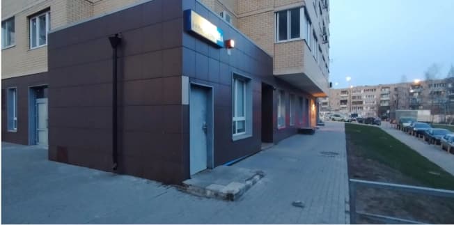 Снять коммерческую недвижимость свободного назначения у метро Планерная в Москве. Вариант № 2332132, 1, площадь - квм, цена 36800 рублей