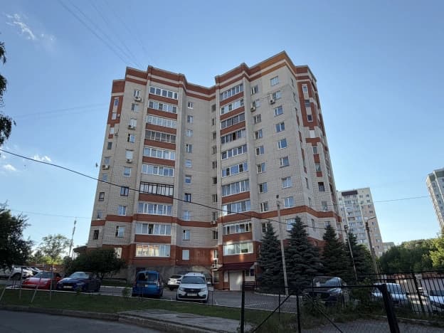 Купить трехкомнатную квартиру с ремонтом на улице Токарева в Владимире. Вариант № 2068440, 0, площадь - квм, цена 16700000 рублей