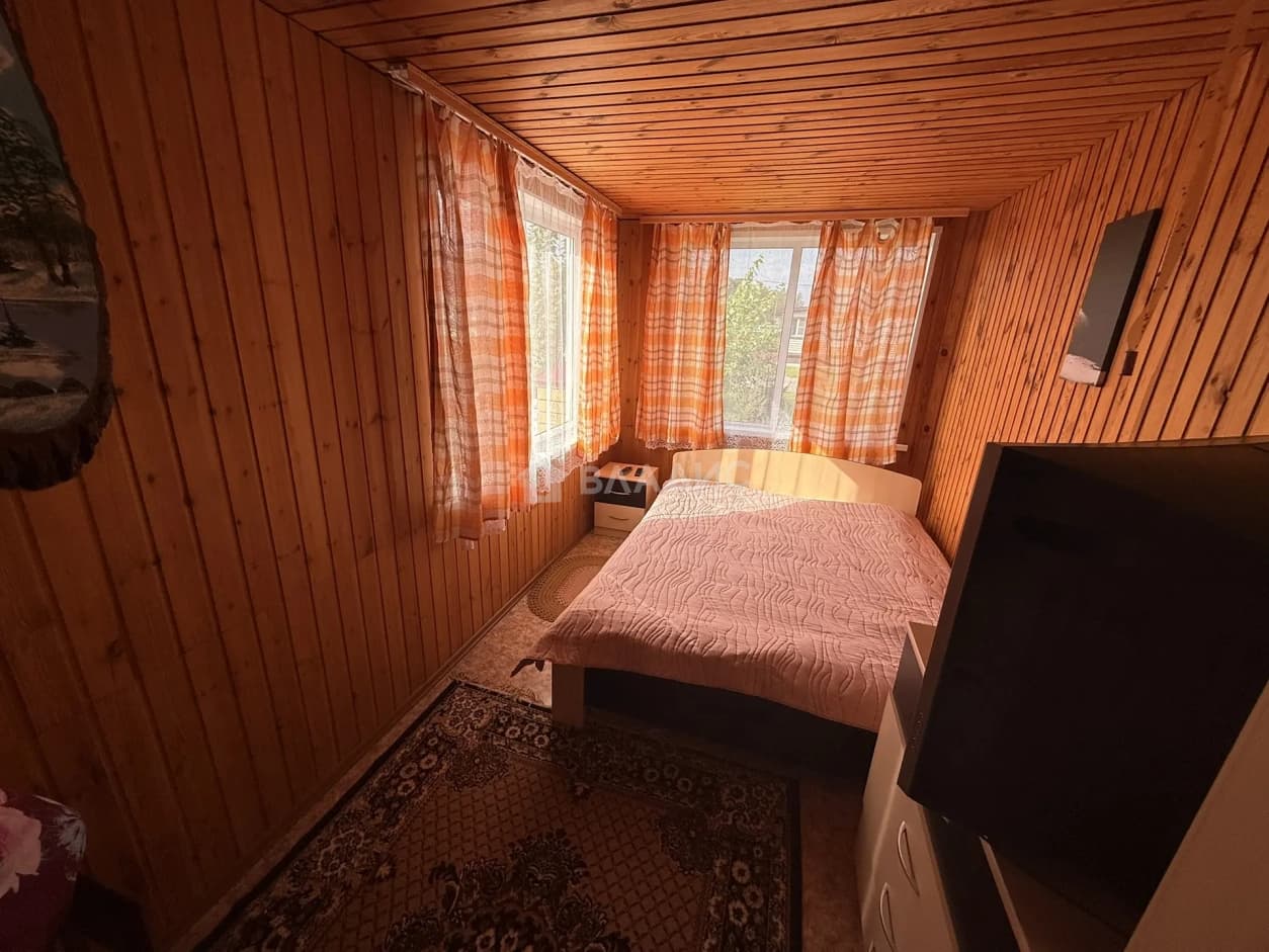 Photo 6