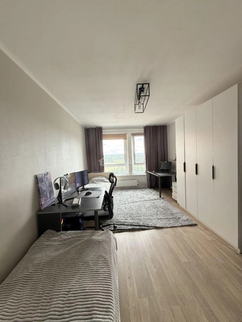 Photo 7