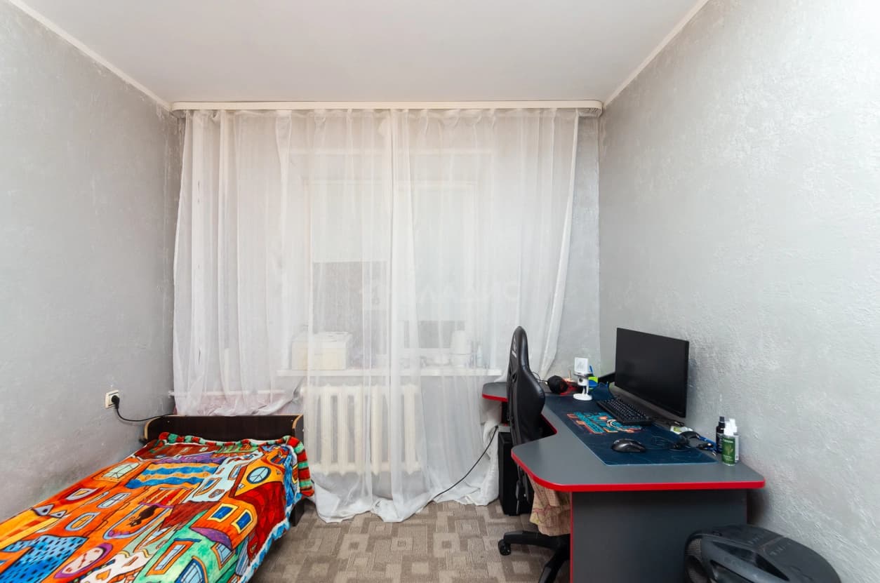 Photo 10