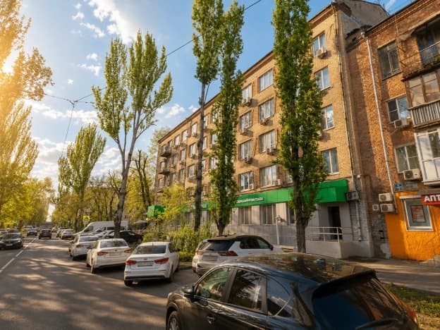 Снять коммерческую недвижимость в Мясниковском районе в Ростовской области. Вариант № 2202155, 0, площадь - квм, цена 19400 рублей