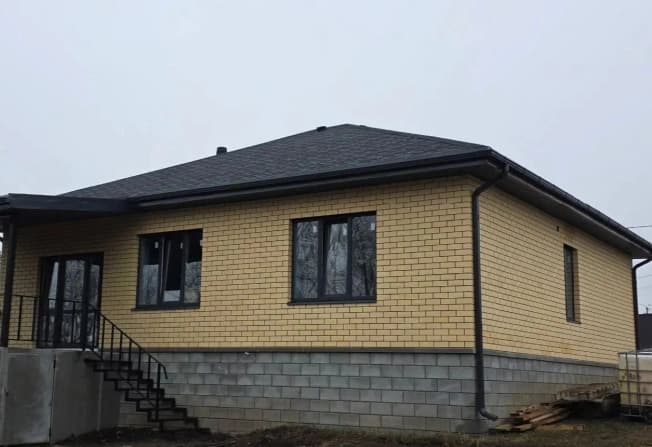 Купить дом площадью до 100 кв.м в Строителе. Вариант № 2276875, 1, площадь - квм, цена 8000000 рублей