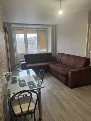 Купить квартиру с ремонтом на вторичке в Новосибирске. Вариант № 2174519, 0, площадь - квм, цена 5120000 рублей