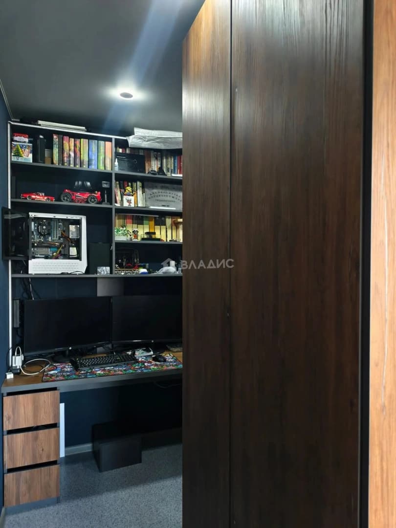 Photo 6