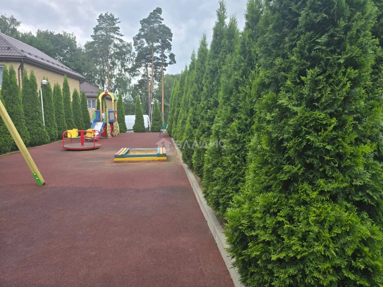 Photo 33