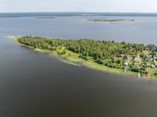 Купить часть дома в Республике Карелия. Вариант № 2304378, 1, площадь - квм, цена 1750000 рублей